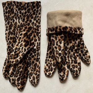 Leopard plush gloves